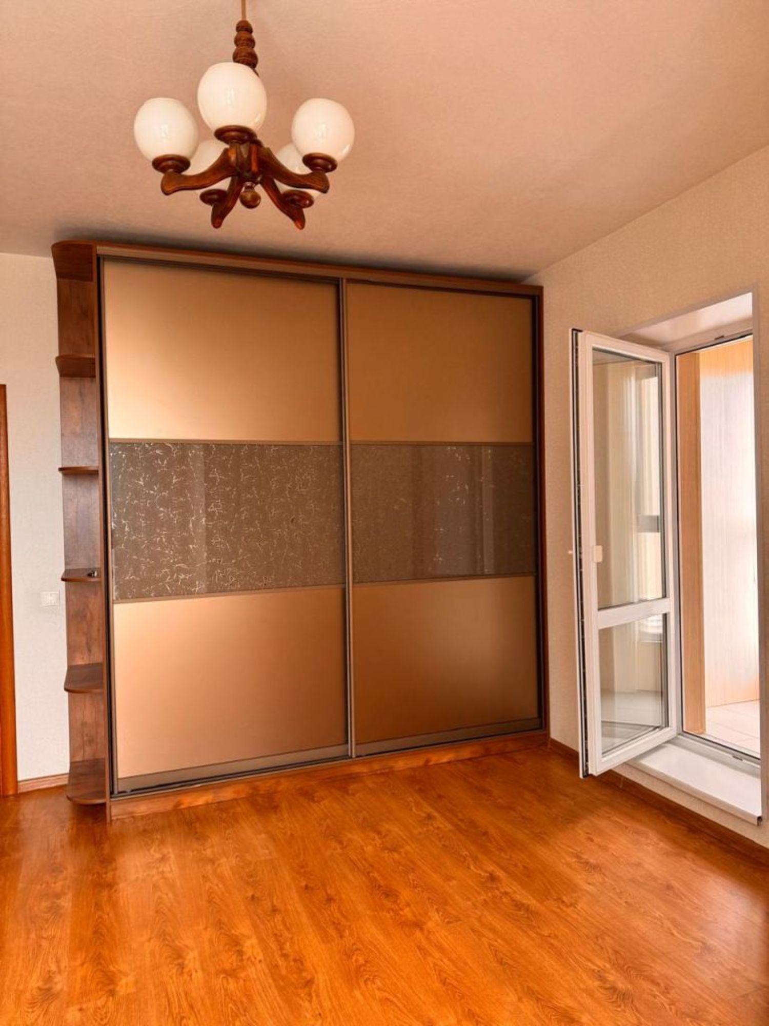 Купить квартиру за 19 850 000 рублей на Белинского ул, 64