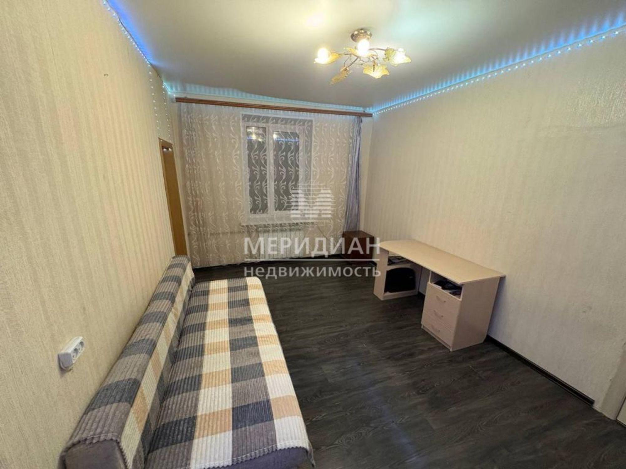 Продажа 2-комн квартиры Глазунова ул, 11