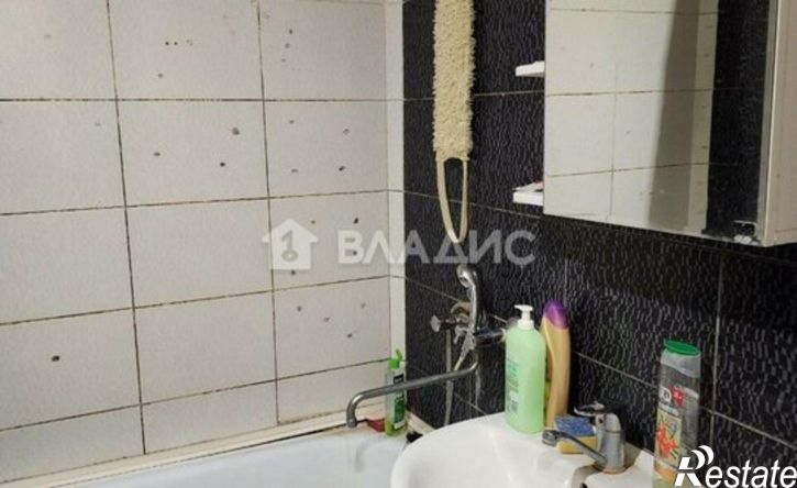 2-комн квартира улица Глеба Успенского, 15,  д. 15