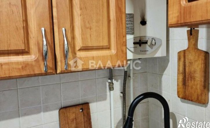 2-комн квартира улица Глеба Успенского, 15,  д. 15