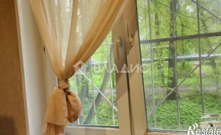 2-комн квартира улица Глеба Успенского, 15,  д. 15