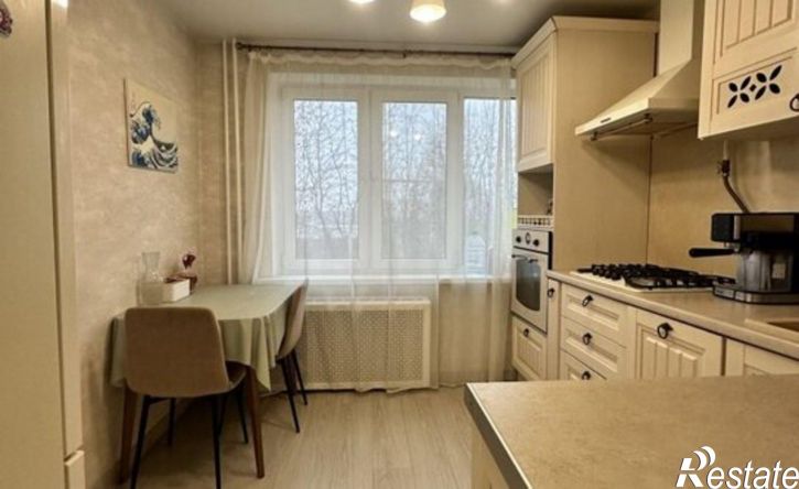 1-комн квартира ул Композитора Касьянова, 12,  д. 12