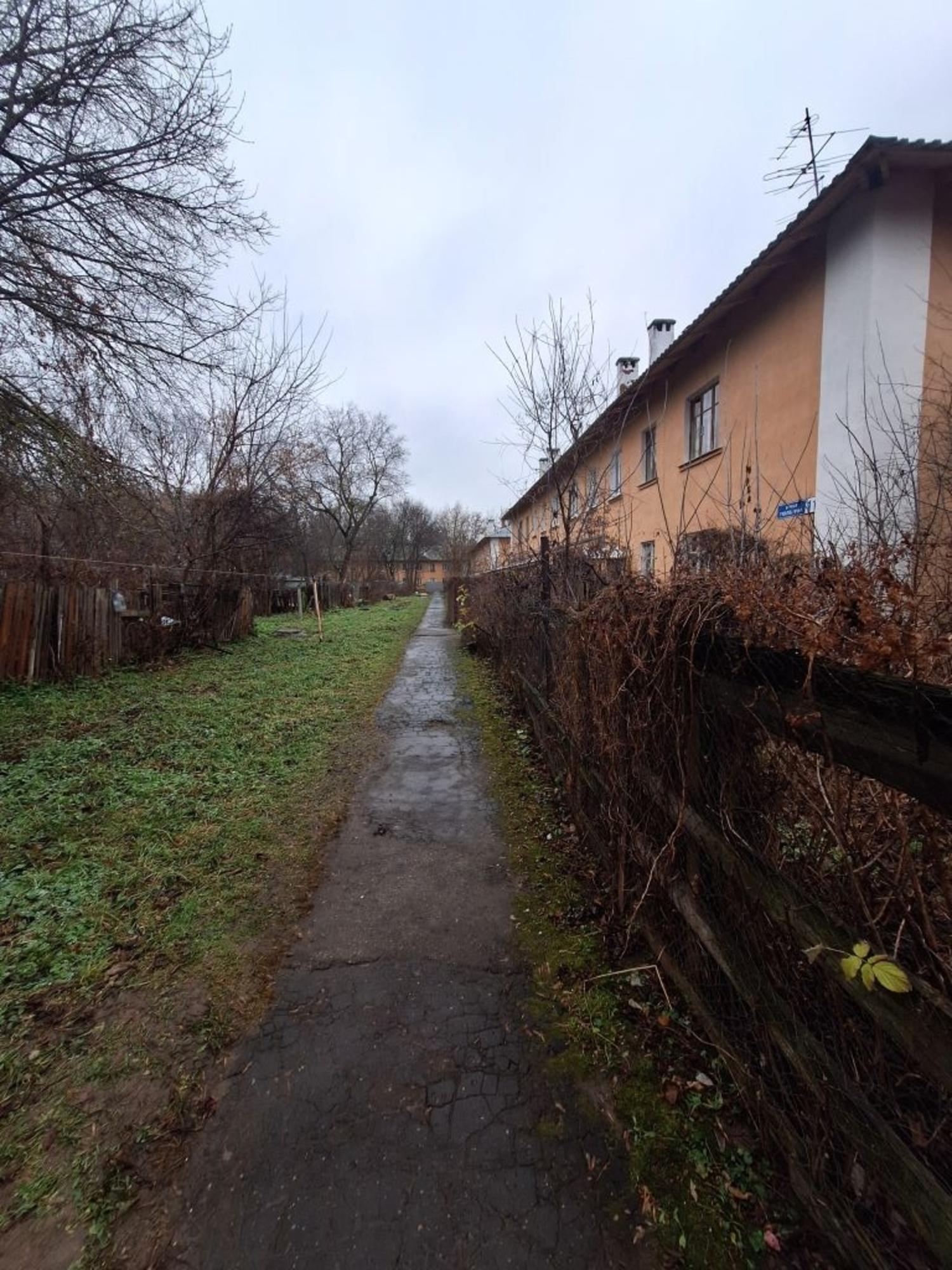 Купить квартиру за 2 200 000 рублей на Сергея Тюленина ул, 11