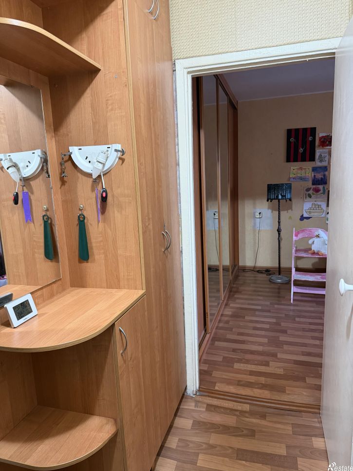 3-комн квартира Ефремова, 17
