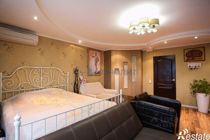 4-комн квартира улица Мирошникова, 2А,  д. 2А