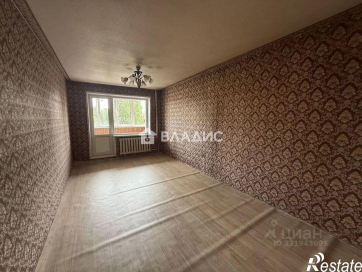4-комн квартира пр-кт Бусыгина, 17,  д. 17