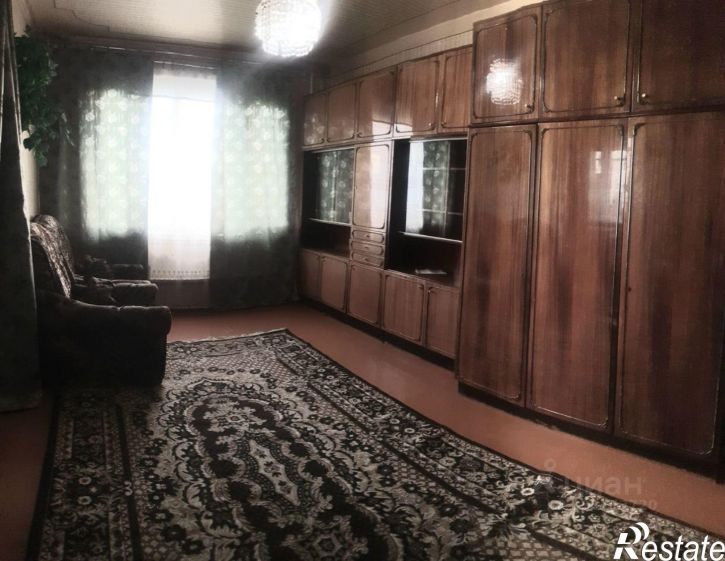 3-комн квартира ул Юлиуса Фучика, 37,  д. 37
