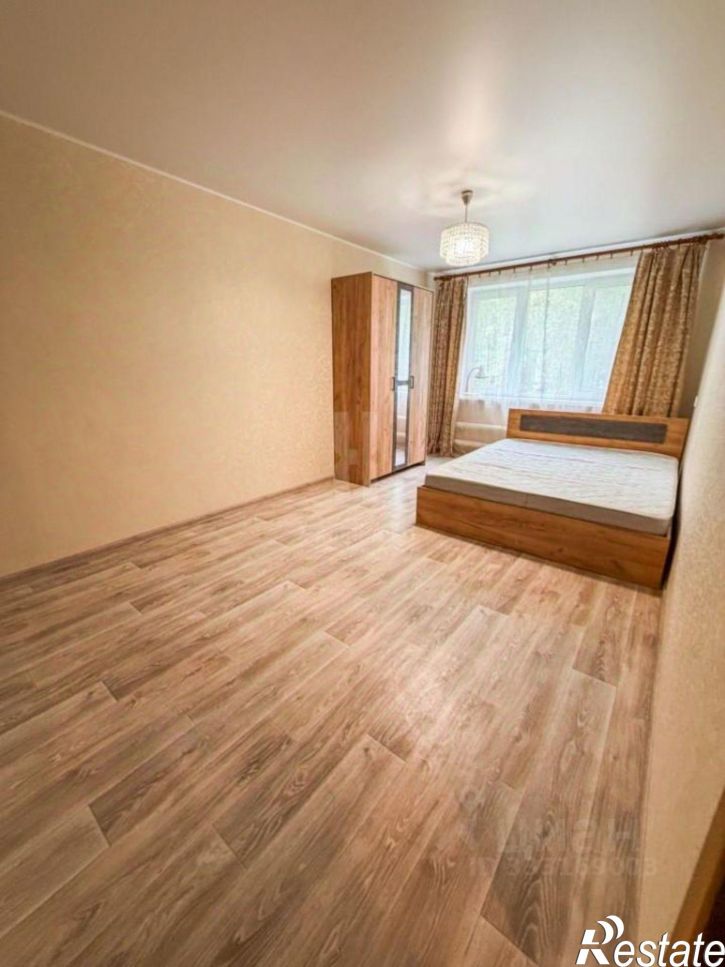 3-комн квартира ул Героя Быкова, 4,  д. 4