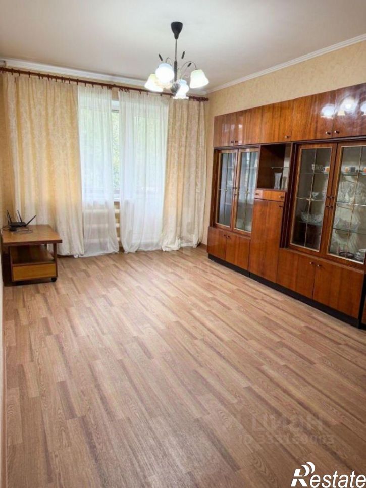3-комн квартира ул Героя Быкова, 4,  д. 4