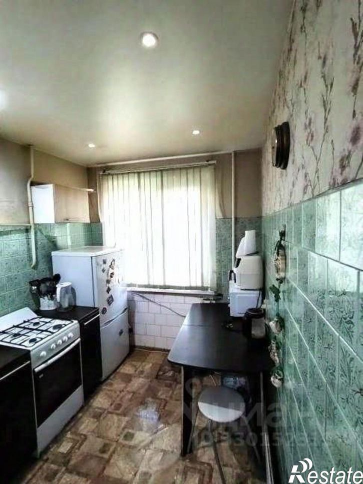 2-комн квартира мкр 6-й, 15,  д. 15