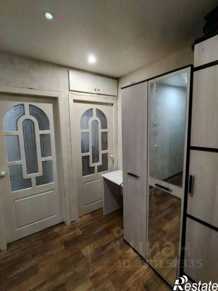 2-комн квартира мкр 6-й, 15,  д. 15