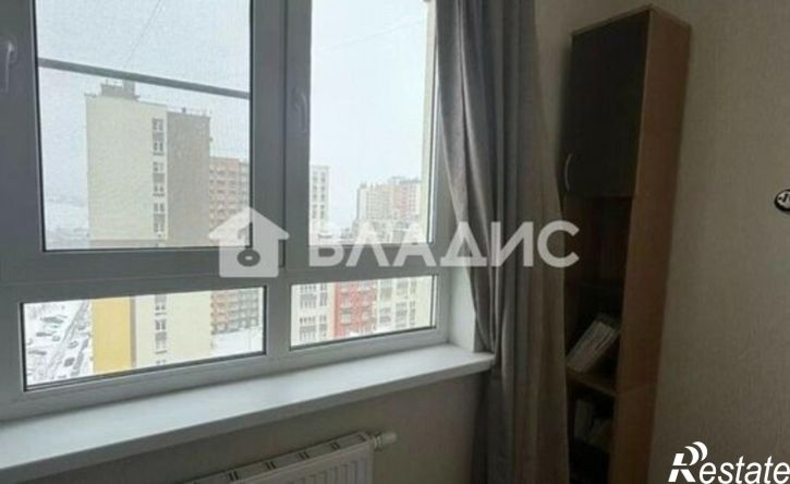 1-комн квартира ул Романтиков, 3,  д. 3