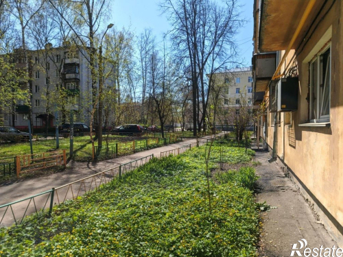 Продажа 1-комн квартиры Юбилейный бульвар, 4