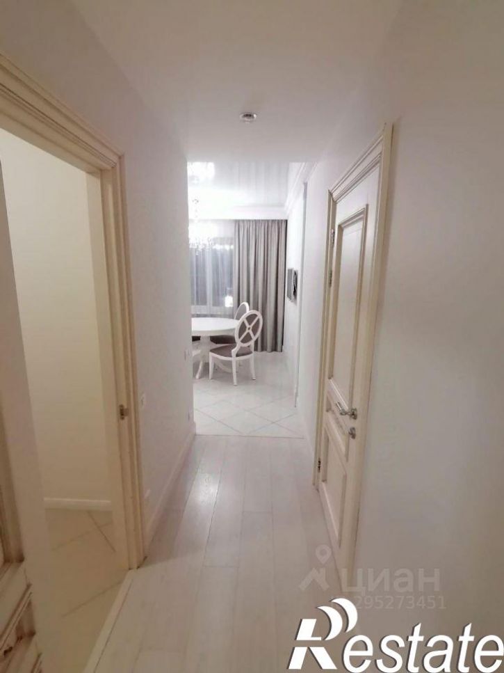 3-комн квартира улица Невзоровых, 87,  д. 87