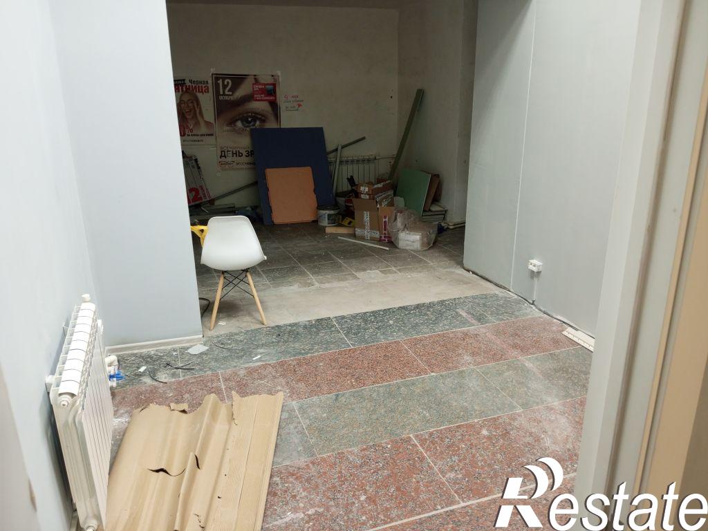 Сдать торговое помещение за 87 100 рублей на Плотникова ул, 4