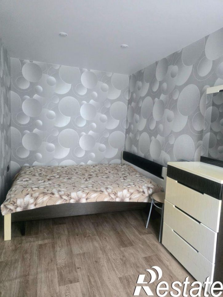 2-комн квартира Усиевича ул, 17а