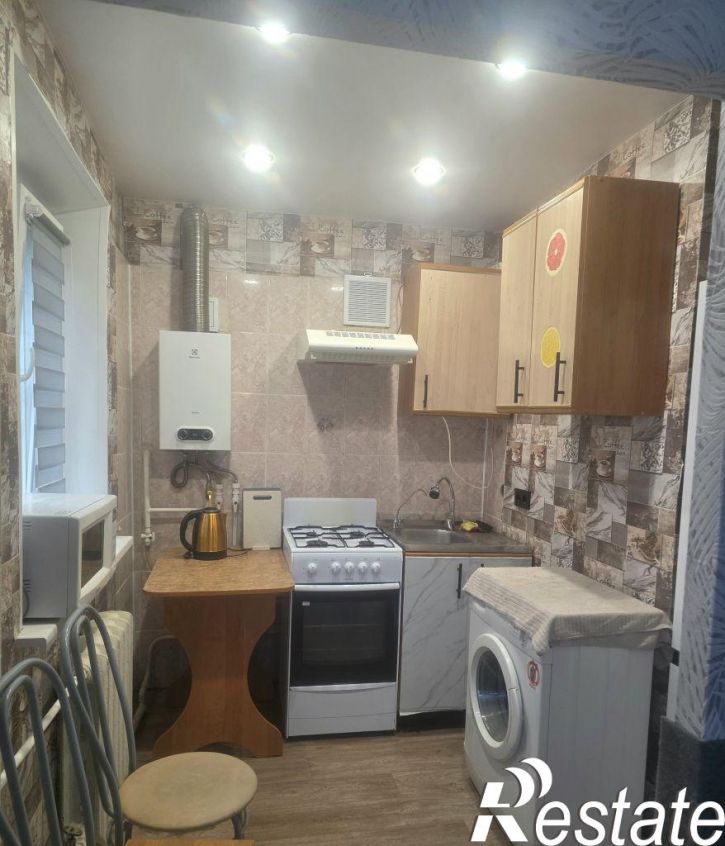 2-комн квартира Усиевича ул, 17а